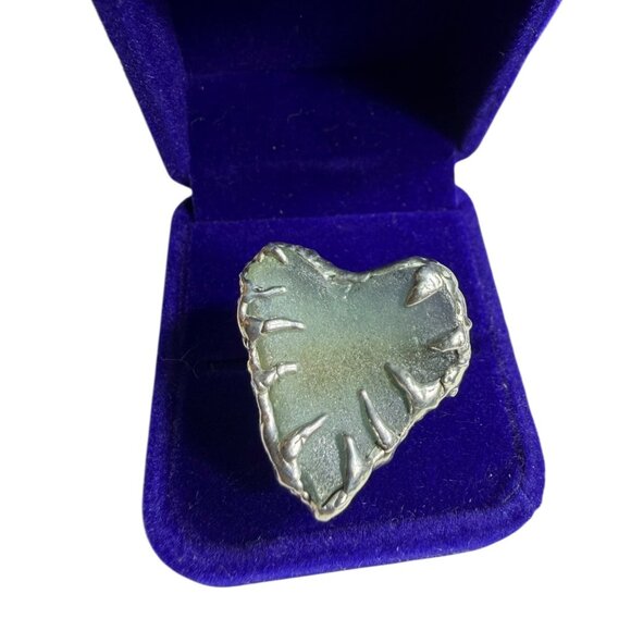 Heart Shaped Sea Glass Ring Artisan Crafted W/ Upcycled Spoon Bowl Band Sz 7.5 - Picture 5 of 14
